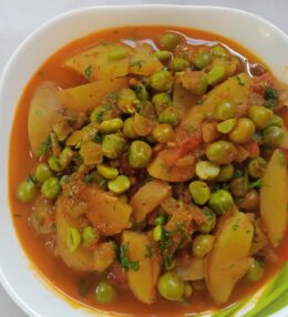 आलू मटर की सब्जी / Aloo Matar Curry Recipe